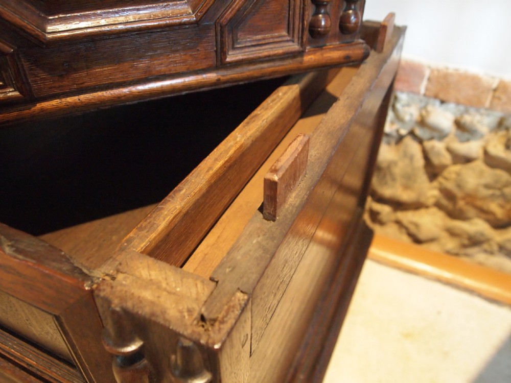 Chest of drawers rare small William and Mary Oak c1690 View X