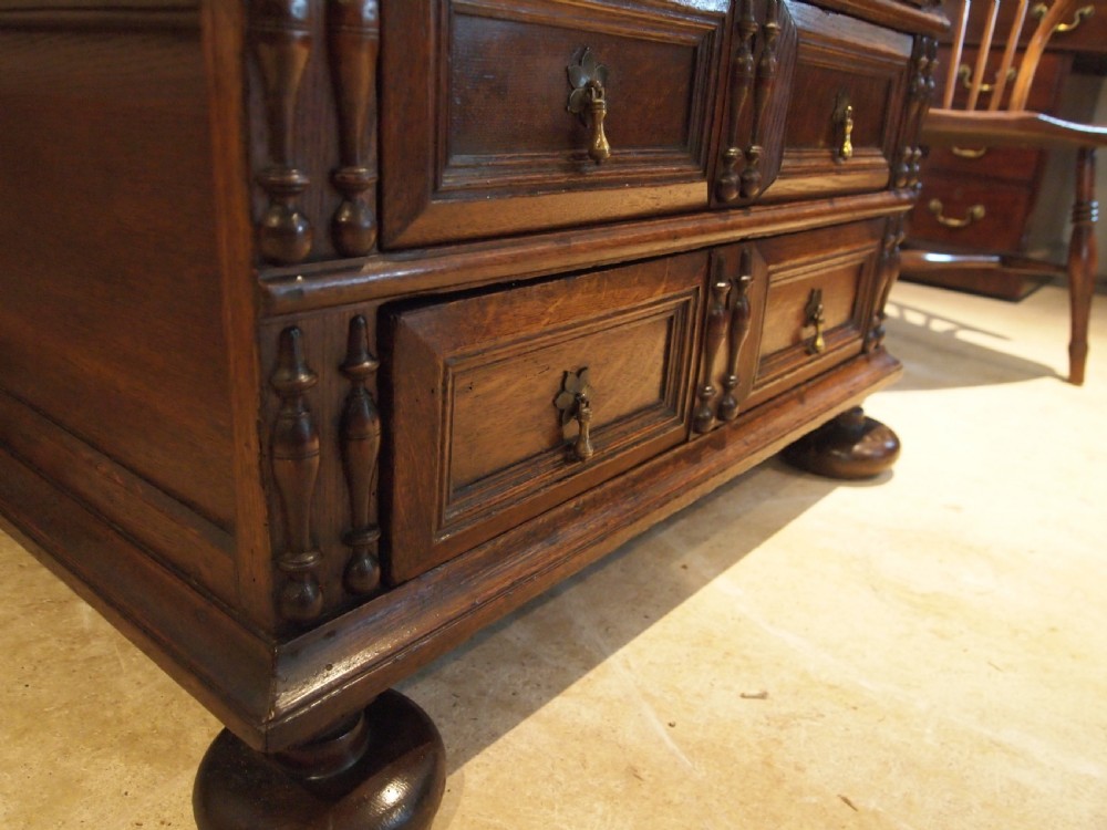 Chest of drawers rare small William and Mary Oak c1690 View XVI