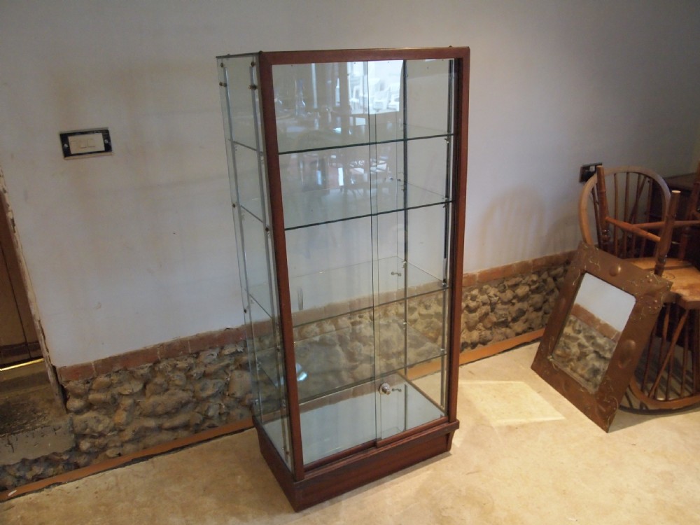 Cabinet display shop haberdashery lockable c1920 View IV