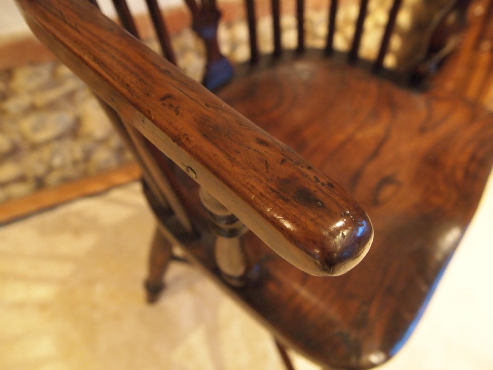 Chair Windsor Yew and Elm George IV c1820 View V