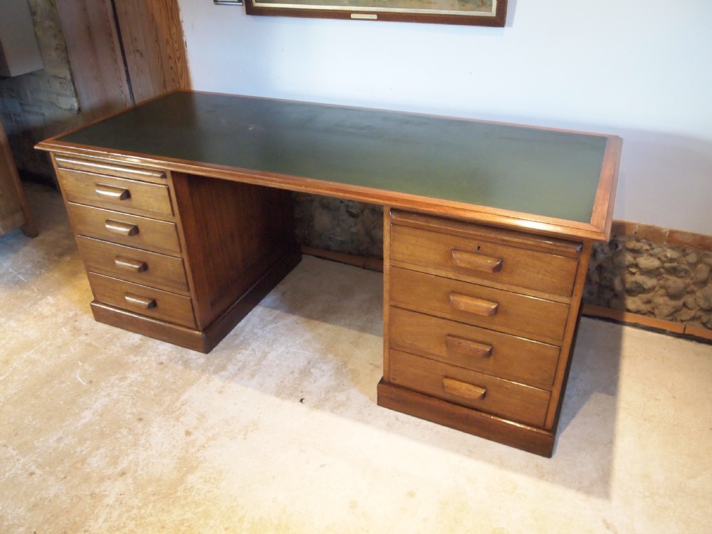 Desk Fine quality Art Deco Mahogany c1920 View VI