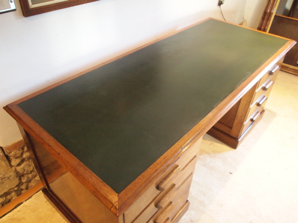 Desk Fine quality Art Deco Mahogany c1920 View X