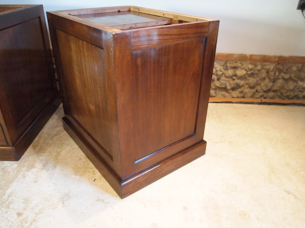 Desk Fine quality Art Deco Mahogany c1920 View XI