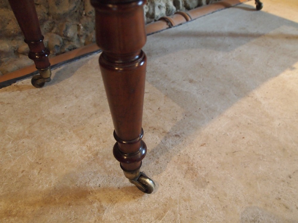 Desk early Victorian fine quality Mahogany c1840 View V