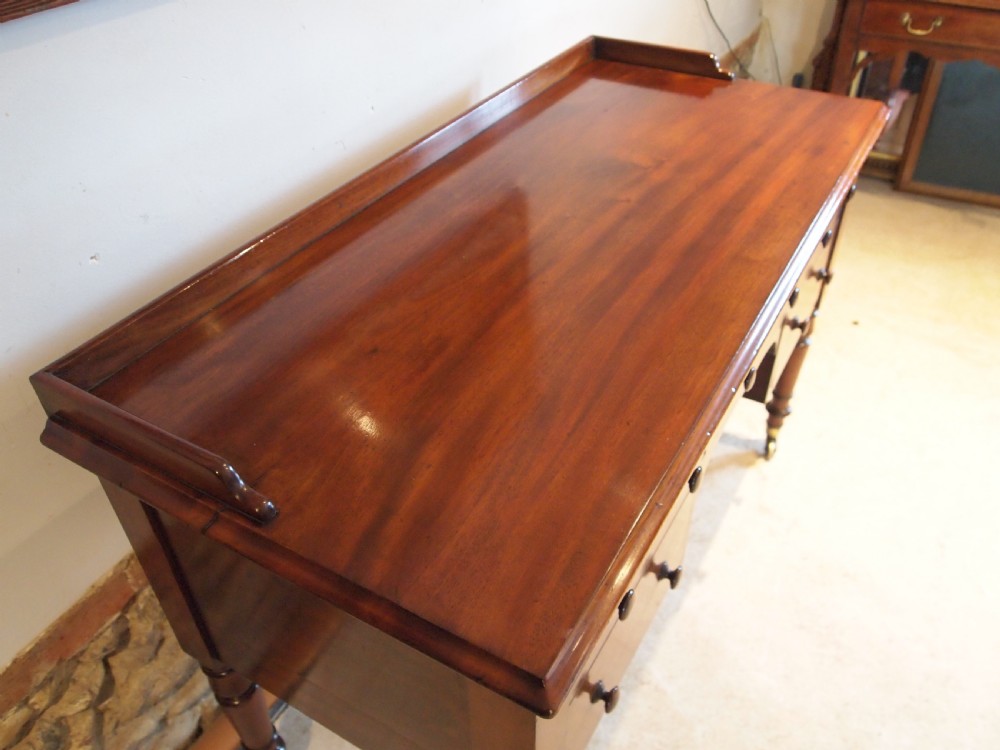 Desk early Victorian fine quality Mahogany c1840 View XV