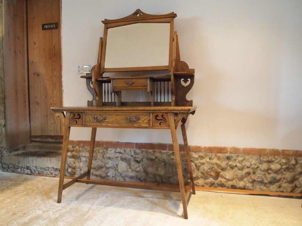 Outstanding Arts and Crafts Ash dressing table Shapland and Petter c1900 View IV