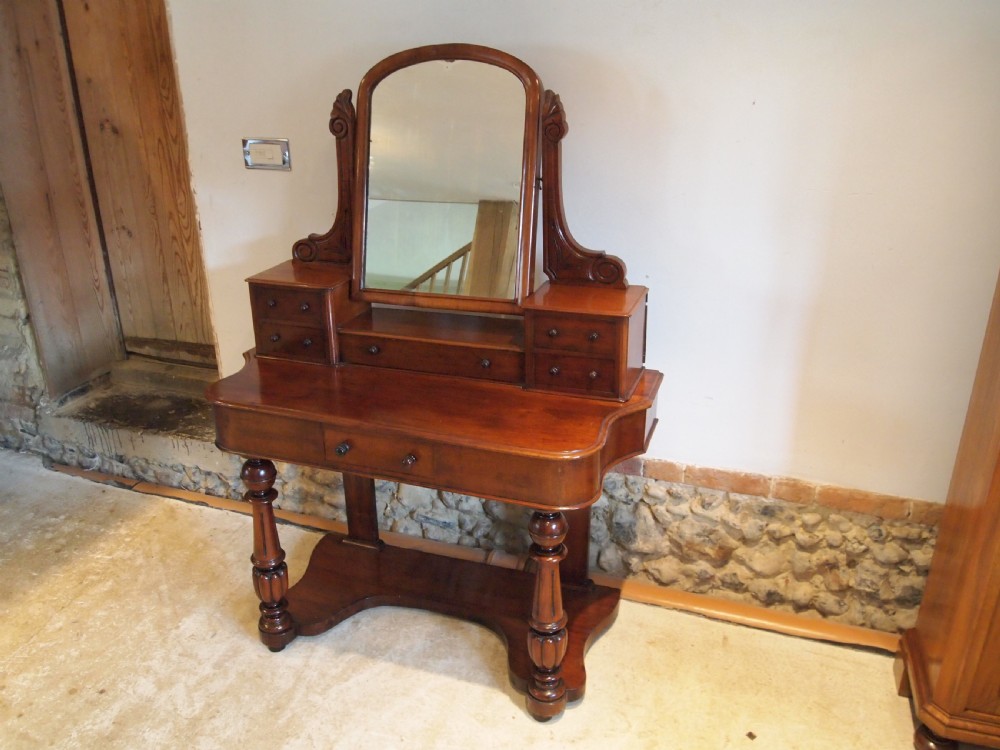 Dressing table fine small Victorian Duchess Mahogany c1870 View VIII