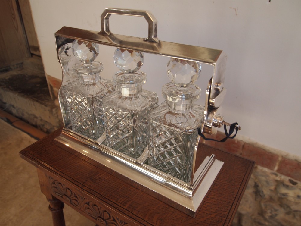 Tantalus decanter fine Silver plate Edwardian c1910 View II