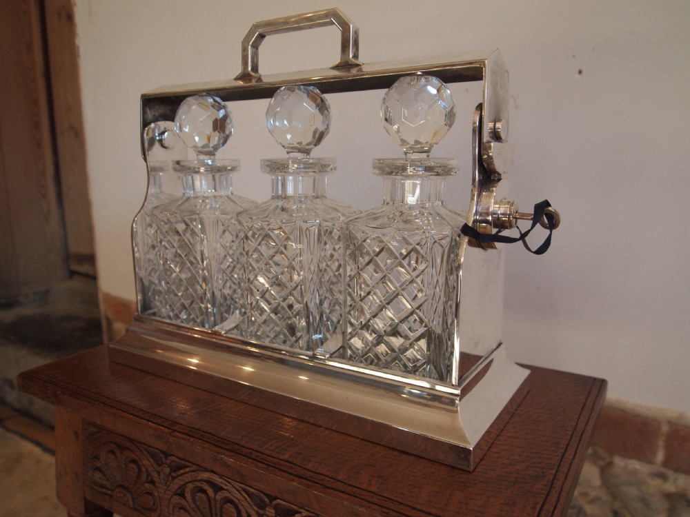 Tantalus decanter fine Silver plate Edwardian c1910 View IX