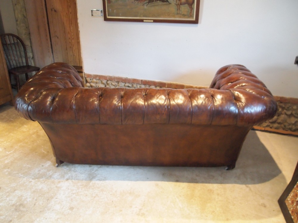 Sofa settee Stunning Victorian leather Chesterfield c1870 View XI
