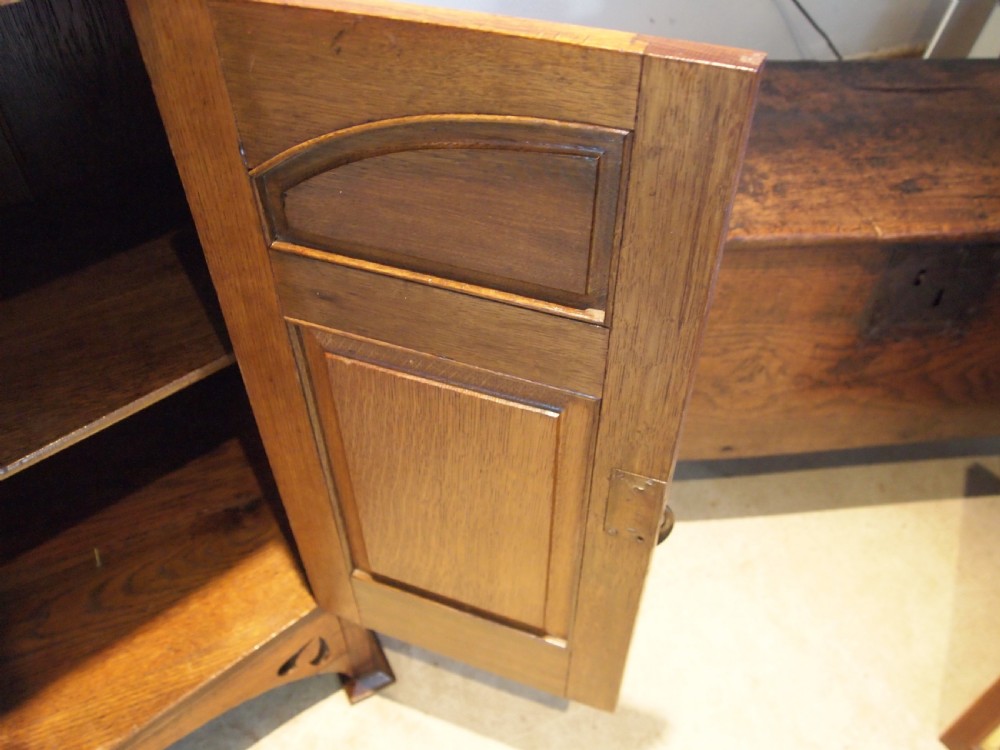 Dresser Sideboard Arts and Crafts Oak stunning c1900 View XII