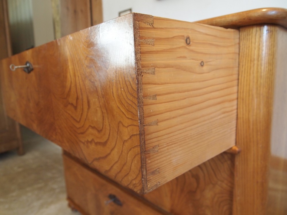 Chest of drawers French Victorian period figured Elm stunning c1880 View VI