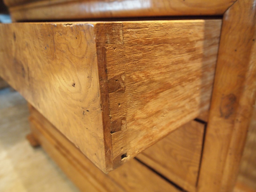 Chest of drawers French Burr Elm c1830 View V
