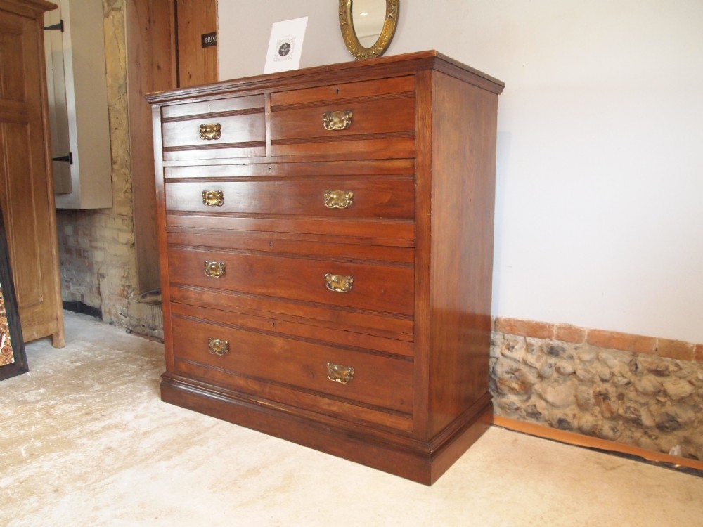 Chest of drawers Arts and Crafts Edwardian Walnut and Ash c1900 View IX