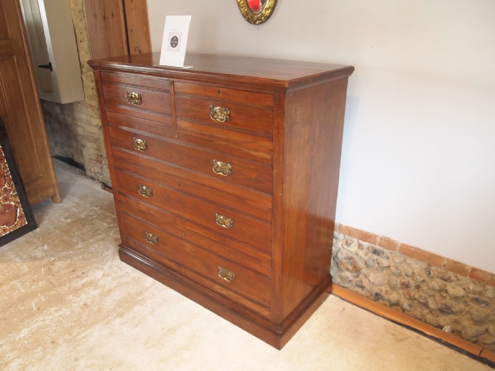 Chest of drawers Arts and Crafts Edwardian Walnut and Ash c1900 View XII