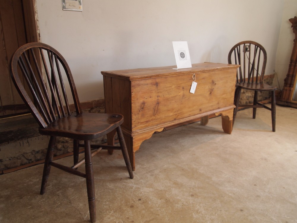 Coffer chest George III Pine six plank c1770 View II