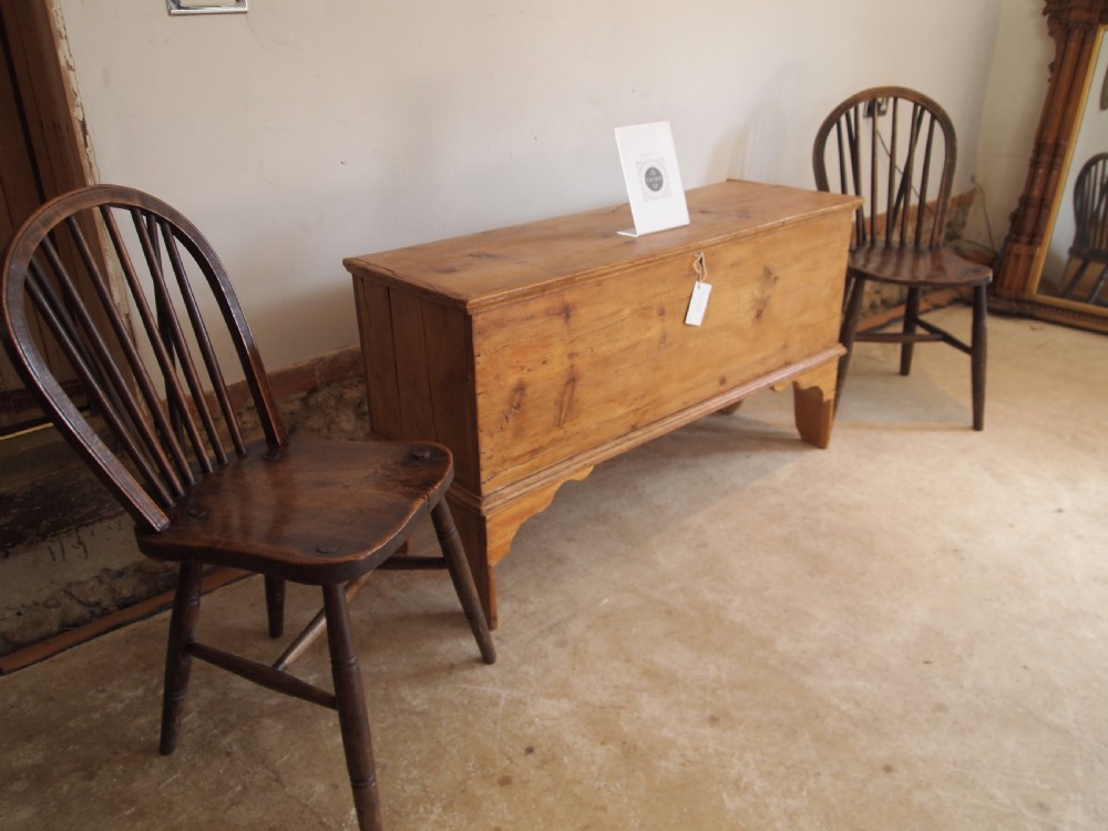 Coffer chest George III Pine six plank c1770 View V