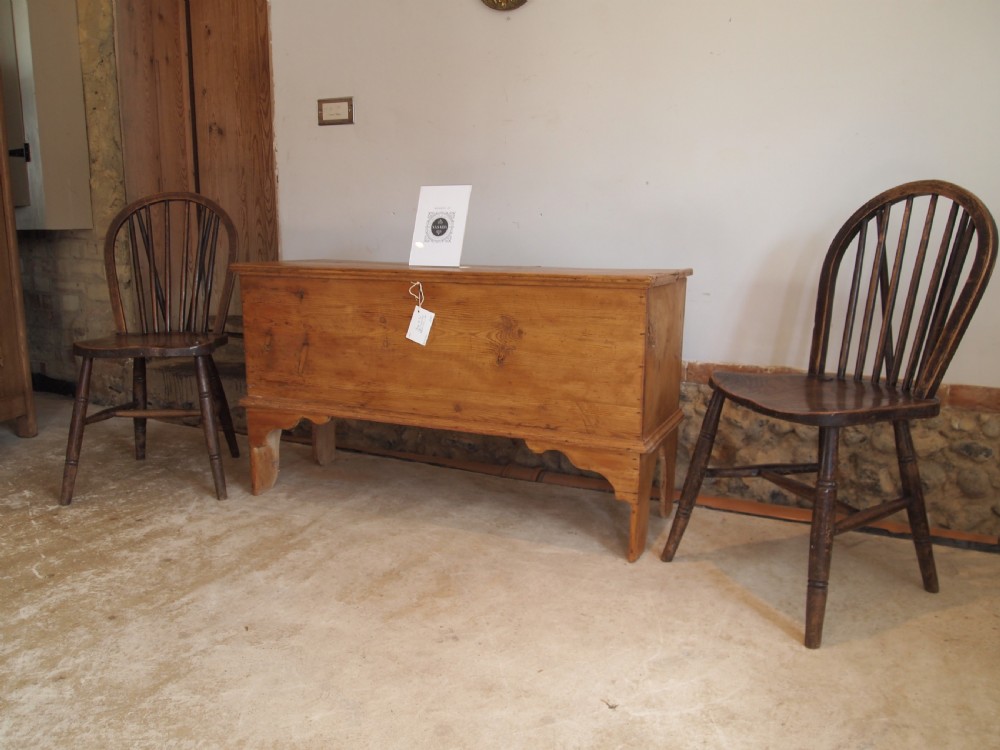 Coffer chest George III Pine six plank c1770 View VIII