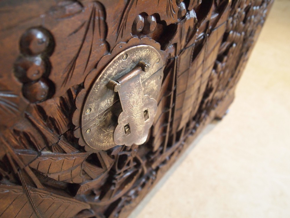 Chest trunk Coffer Chinese Camphor wood c1910 View IX