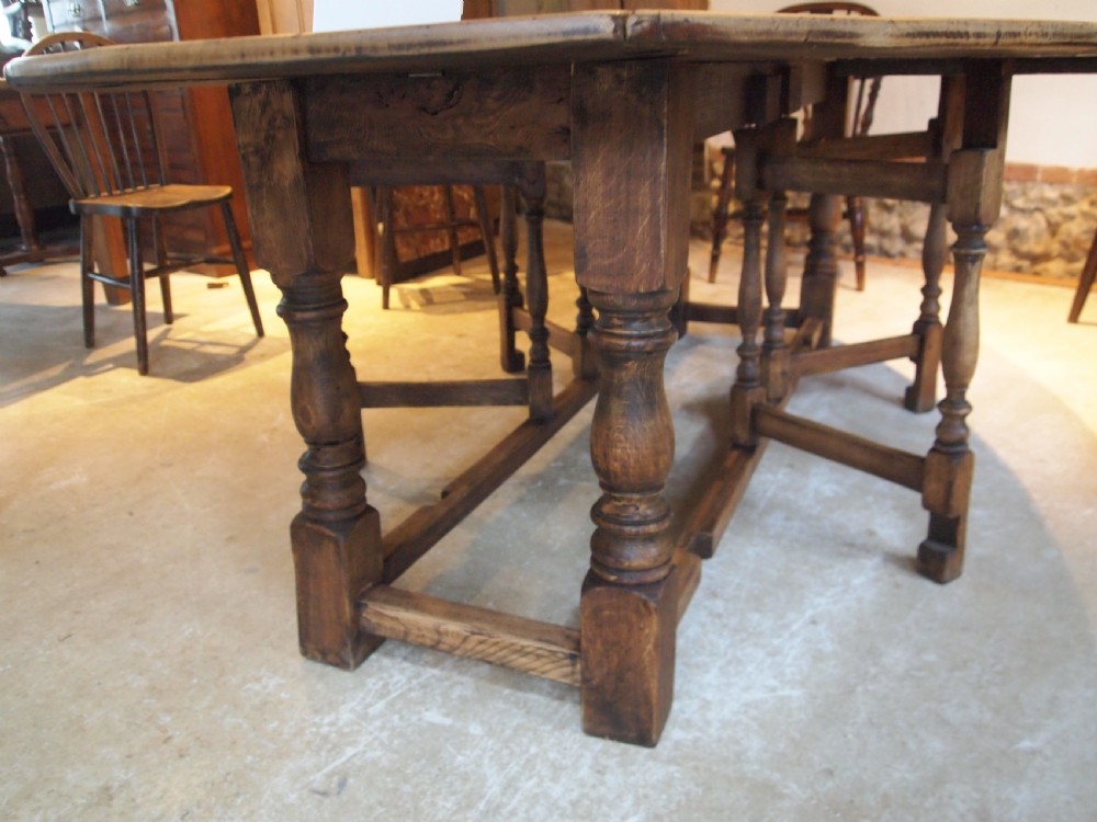 Table Oak Wake or Hunt table dining farmhouse refectory c1930 View VI