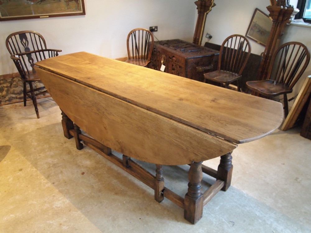 Table Oak Wake or Hunt table dining farmhouse refectory c1930 View XI