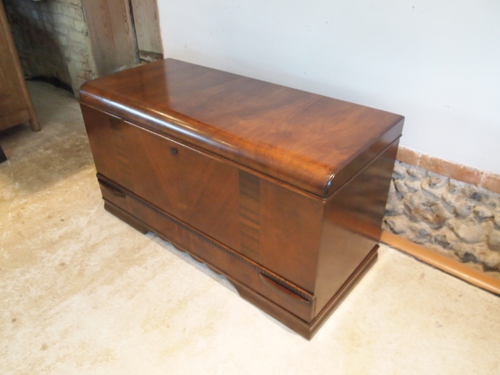 Coffer chest trunk Art Deco Cedar wood c1930 View X