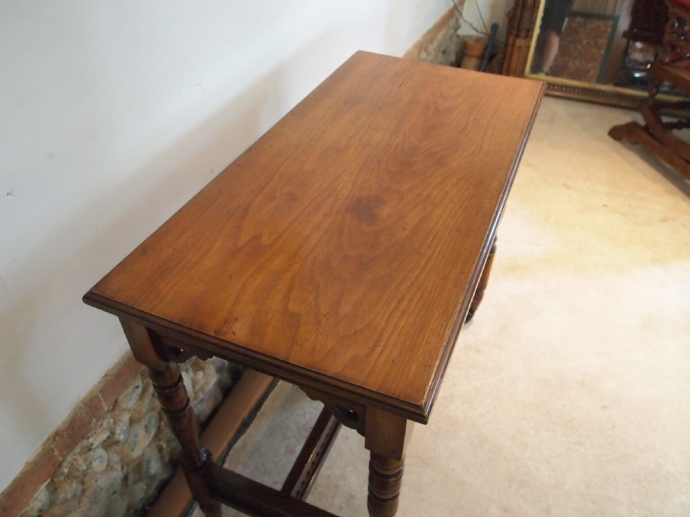 Table hall side lamp console Victorian Walnut c1880 View VI