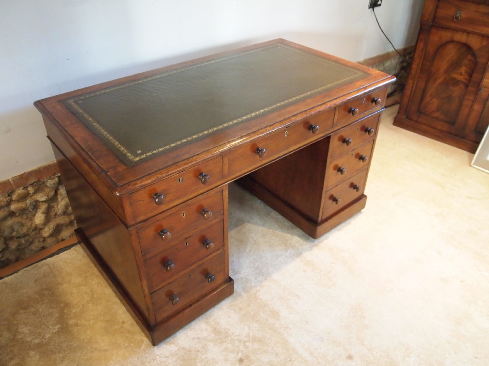 Desk Victorian Oak 3 part pedestal c1880