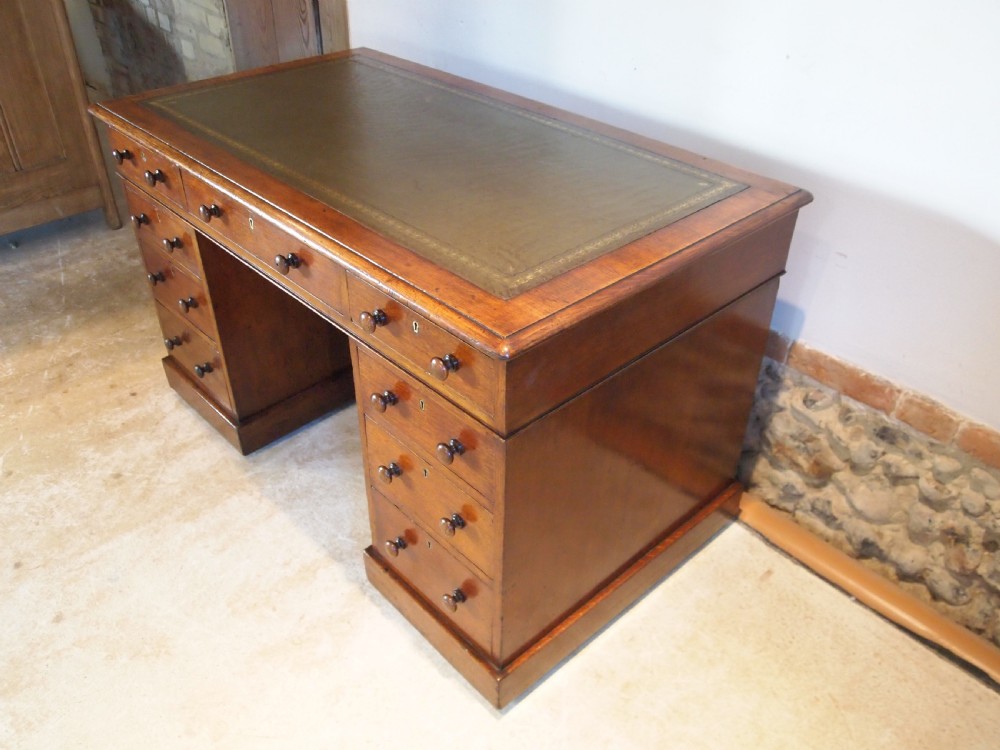 Desk Victorian Oak 3 part pedestal c1880 View VII