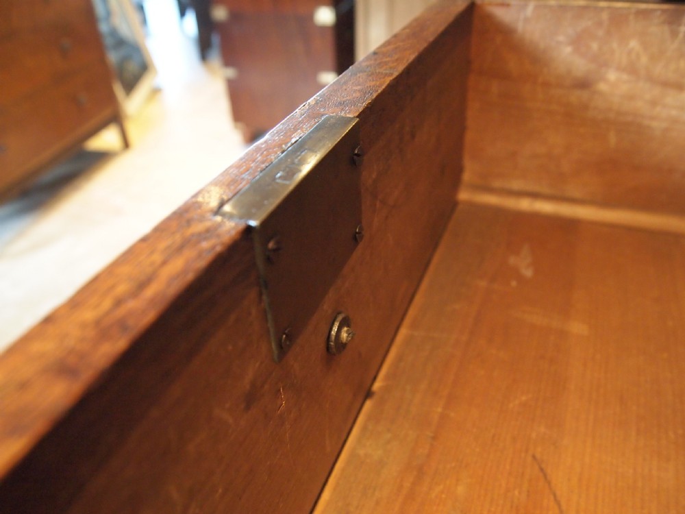 Chest of drawers outstanding very Rare Victorian Burr Oak c1850 View XI