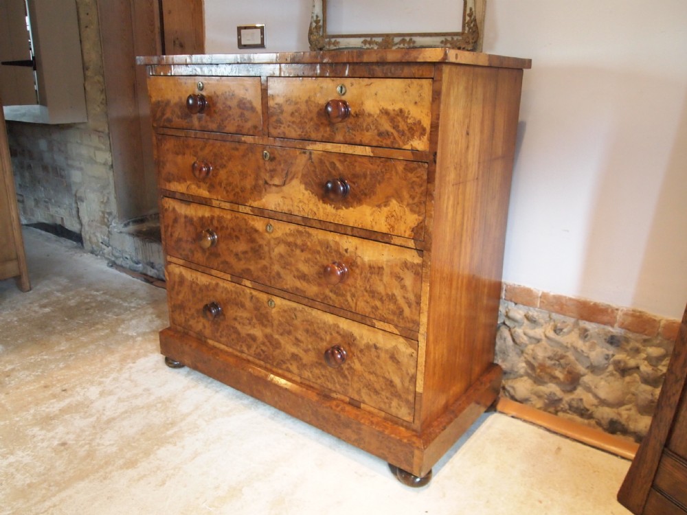 Chest of drawers outstanding very Rare Victorian Burr Oak c1850 View XV