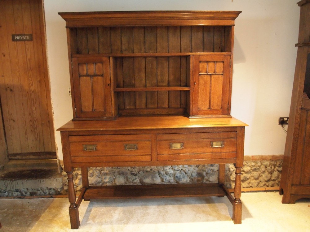 Dresser Fine Arts and Crafts Oak Wolfe and Hollander c1910 View VII