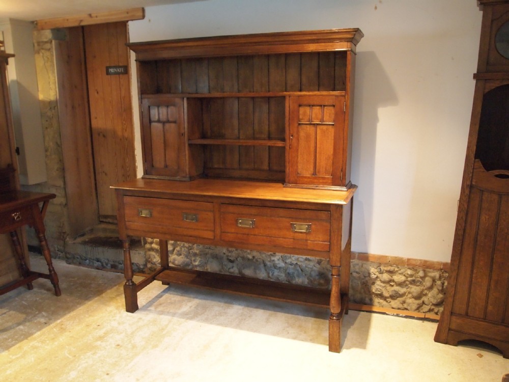 Dresser Fine Arts and Crafts Oak Wolfe and Hollander c1910 View X