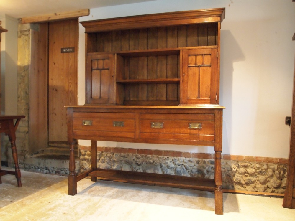 Dresser Fine Arts and Crafts Oak Wolfe and Hollander c1910 View XIII