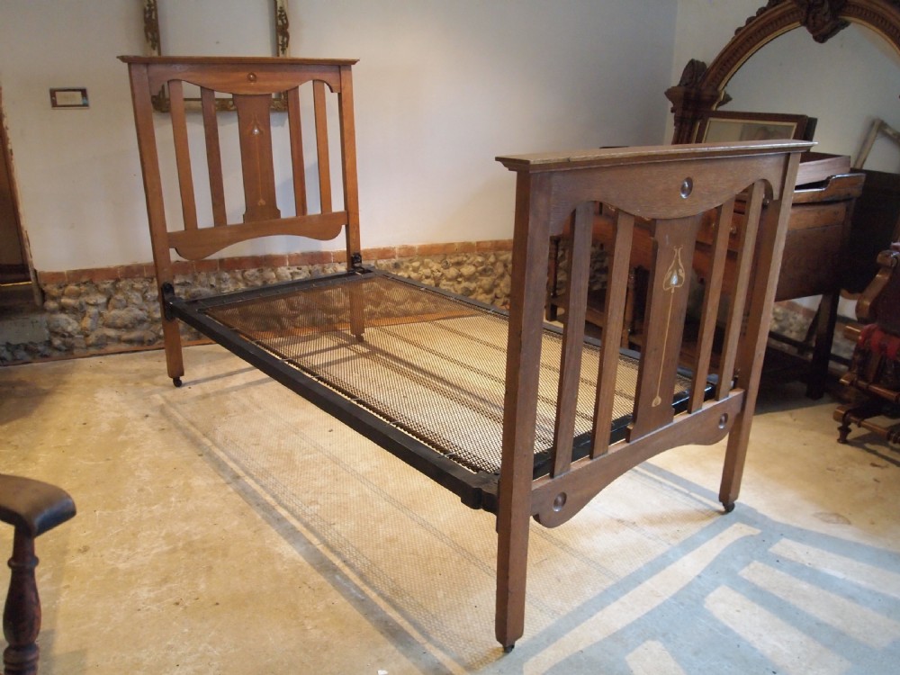 Bed single stunning Arts and Crafts Oak c1900