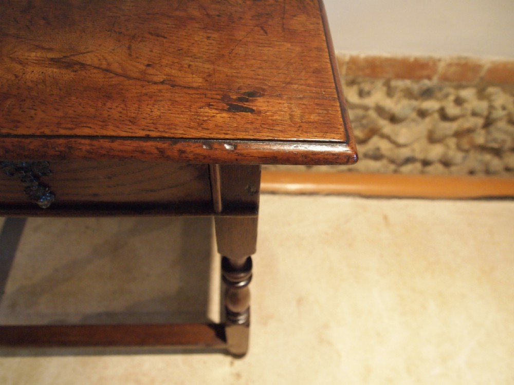 Table low boy stunning Queen Anne Oak side hall lamp console c1700 View XII