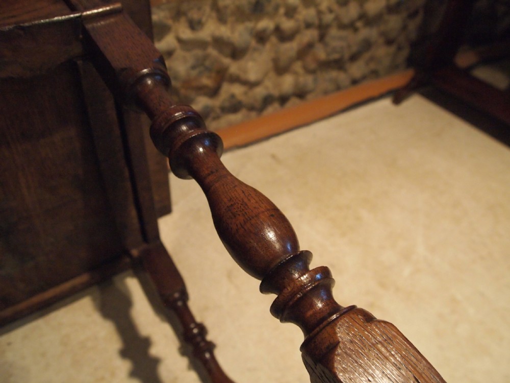 Table low boy stunning Queen Anne Oak side hall lamp console c1700 View XIII
