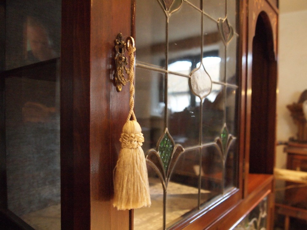 Display cabinet stunning Arts and Crafts Art Nouveau Mahogany c1890 View V