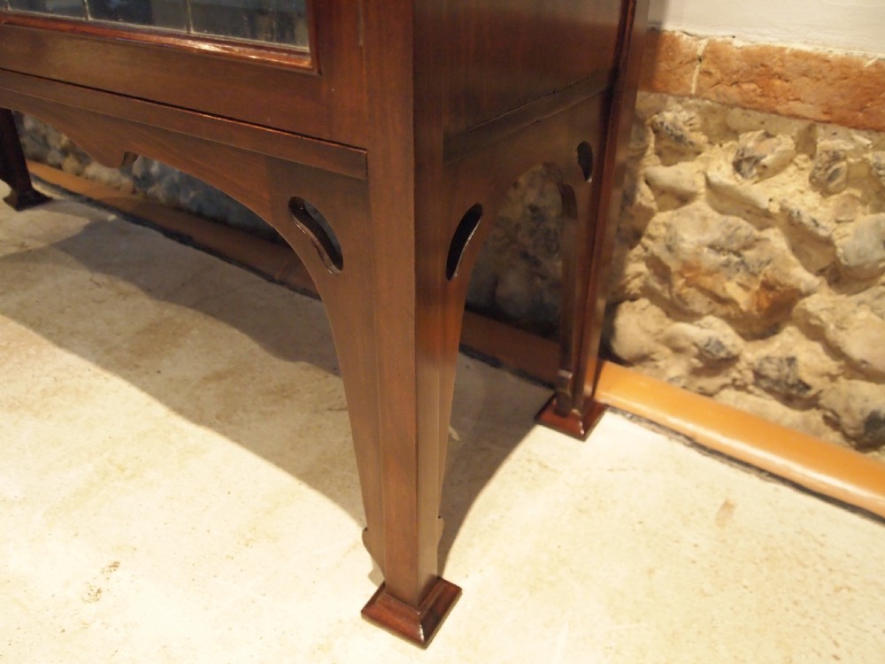 Display cabinet stunning Arts and Crafts Art Nouveau Mahogany c1890 View X