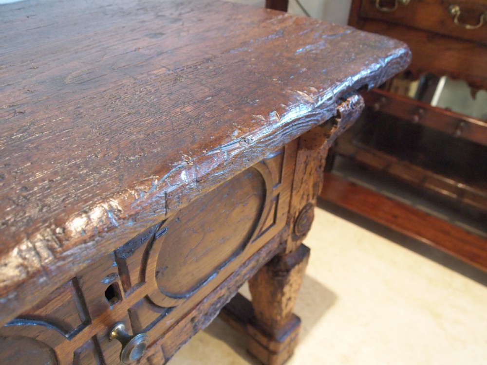 Table Spanish Oak and Chestnut dresser 17th century c1650 View VI