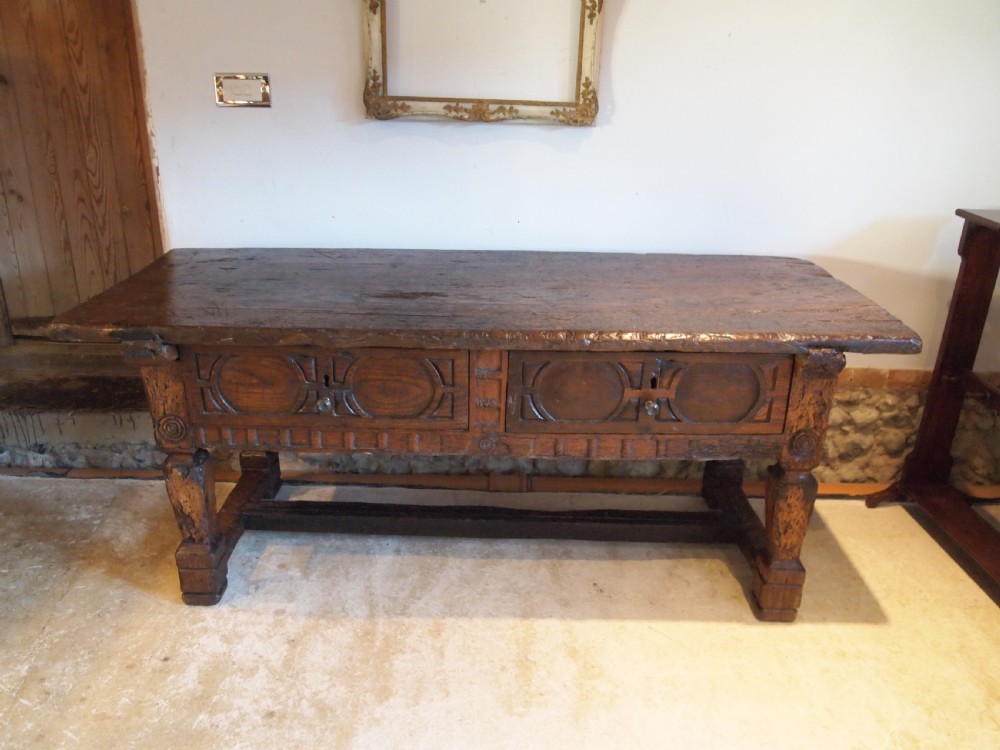 Table Spanish Oak and Chestnut dresser 17th century c1650 View XI