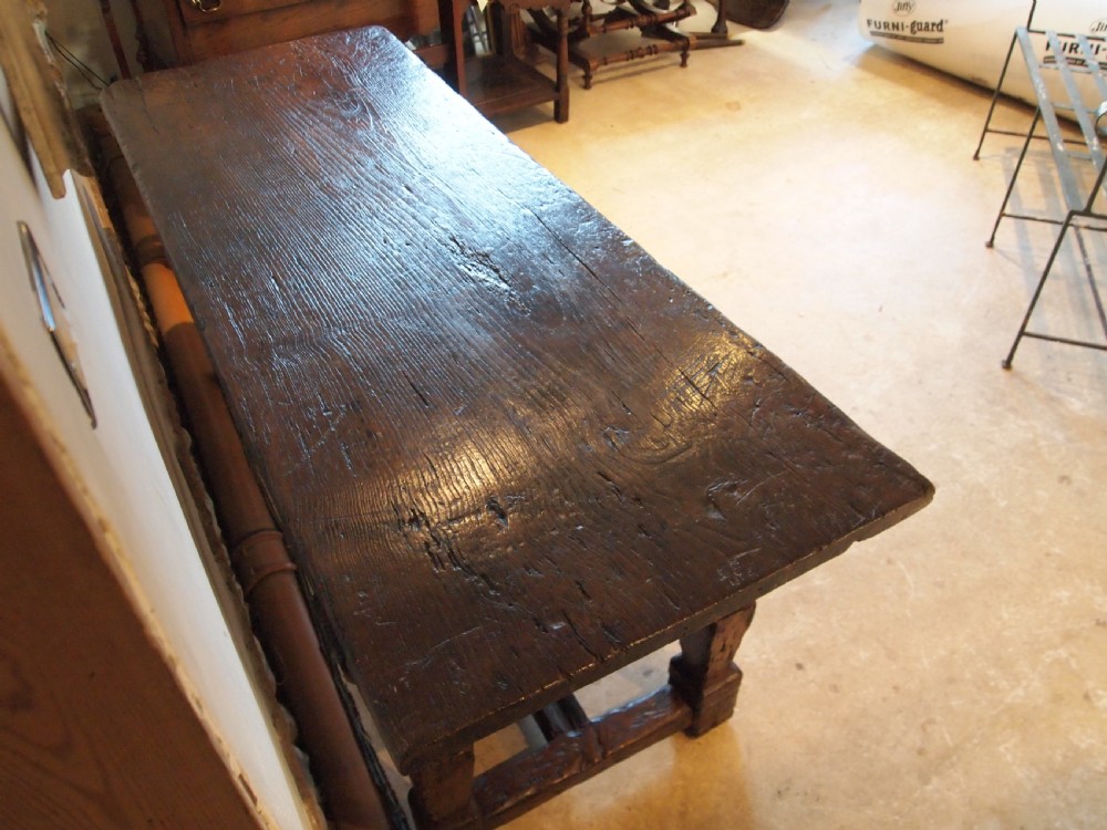 Table Spanish Oak and Chestnut dresser 17th century c1650 View XIII