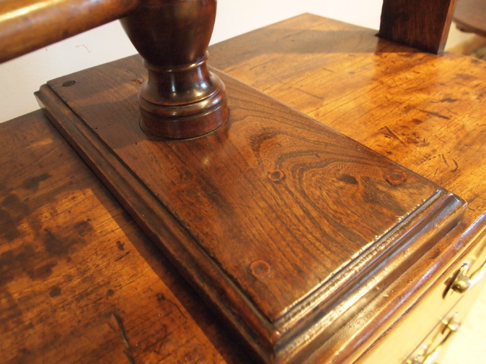 Rare Chest of drawers linen press Elm George III small c1780 View IV