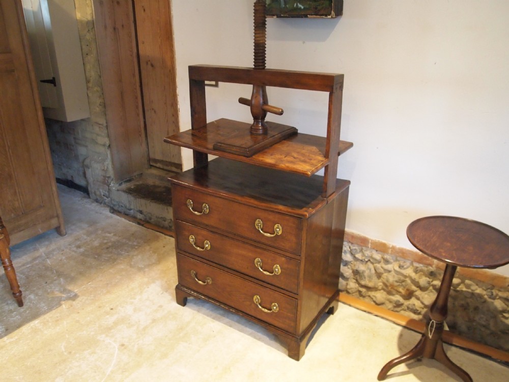 Rare Chest of drawers linen press Elm George III small c1780 View V
