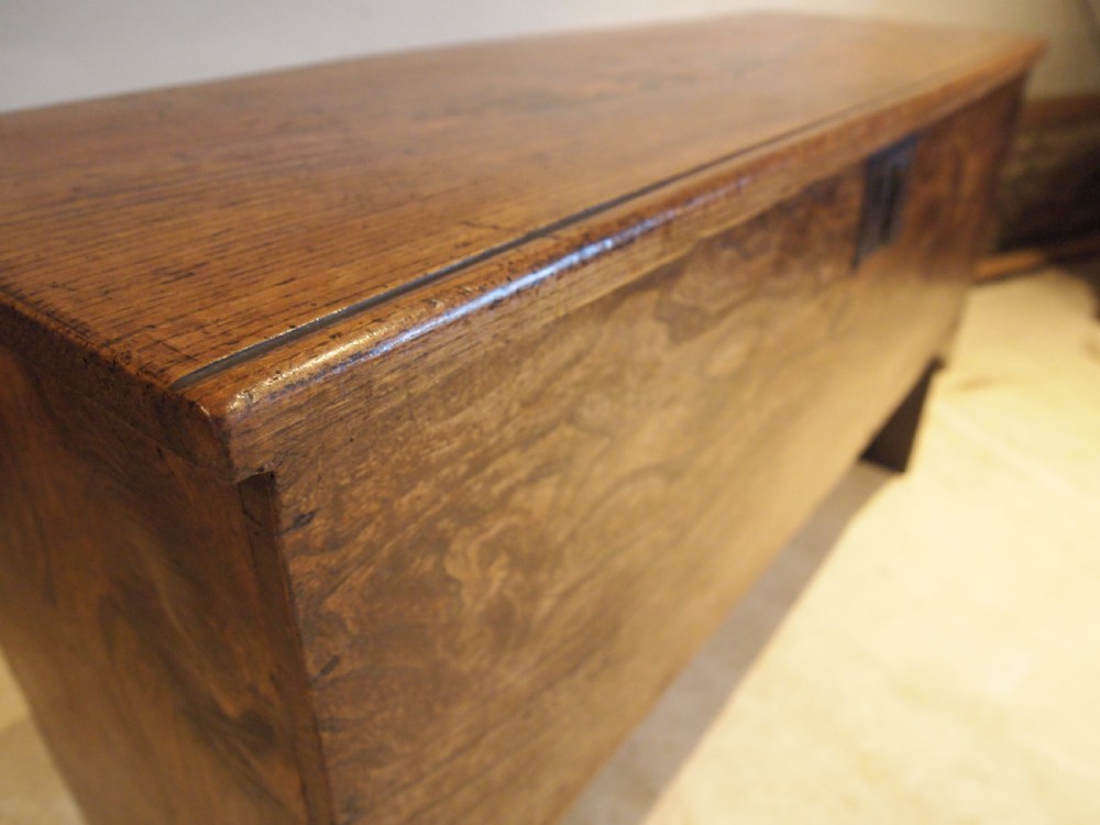 Coffer trunk chest blanket box six plank Elm c1720 View IX