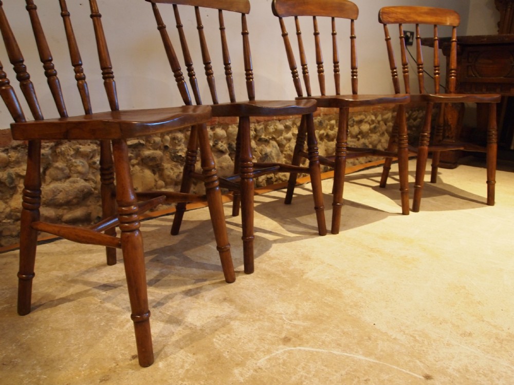 Chairs set of 4 Victorian Windsor kitchen chairs c1880 View III