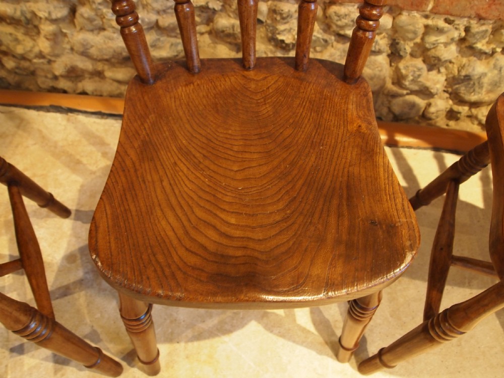 Chairs set of 4 Victorian Windsor kitchen chairs c1880 View IV