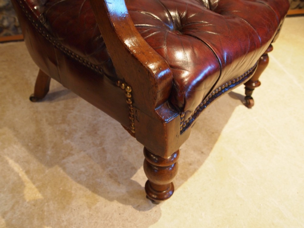 Chair stunning Victorian Walnut & leather armchair c1870 View VIII
