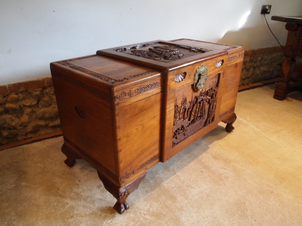 Chest trunk Coffer Outstanding Chinese Camphor wood c1920 View VI