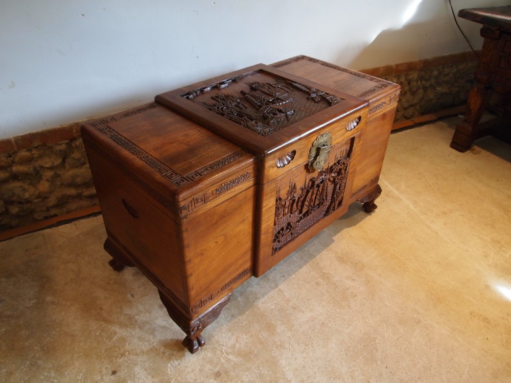 Chest trunk Coffer Outstanding Chinese Camphor wood c1920 View XII